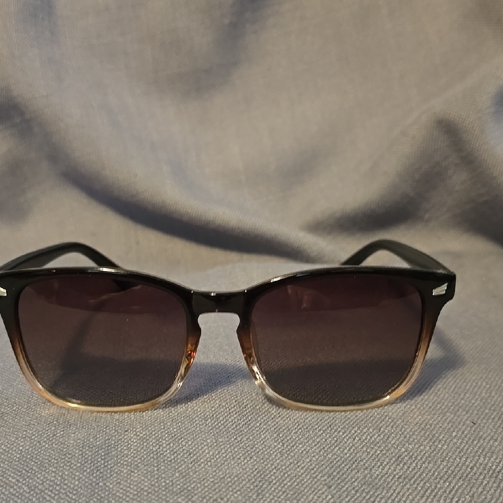 Stylish Black Gradient Sunglasses
